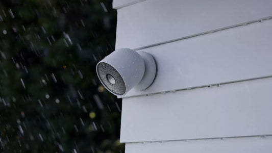 CCTV vs. Smart Home Security Cameras: What’s the Difference and Which is Best?